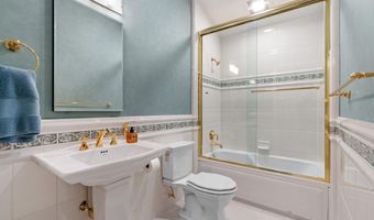 32 Kensington Ct, Alamo, CA 94507