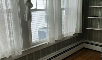 45 Greenway N, Albany, NY 12208