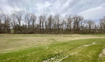 1801 Golfview Dr, Auburn, IN 46706