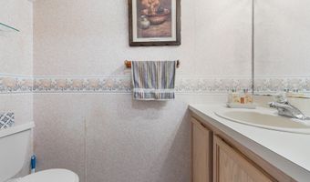 16 Tanglewood Dr, Barnegat, NJ 08005
