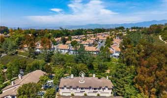 4 Nightingale Dr, Aliso Viejo, CA 92656