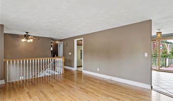 2 Huckleberry Rd, Coventry, RI 02816