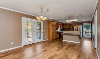 118 Paupers Ridge Ln, Banner Elk, NC 28604