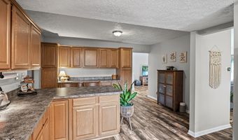 640 Blossom Dr, Avon, IN 46123