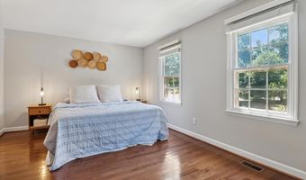 805 STOCKBRIDGE Dr, Hockessin, DE 19707