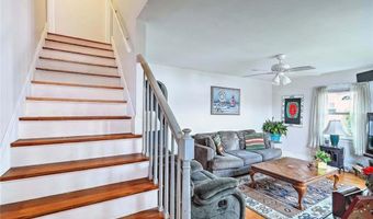 141 Cornell St, Cranston, RI 02920
