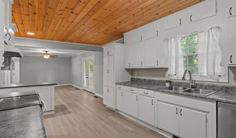 442 10th St NW, Arab, AL 35016