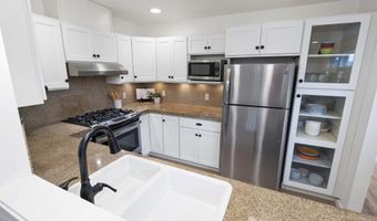 265 23RD St, Astoria, OR 97103