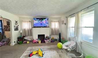 2016 13th St SW, Akron, OH 44314
