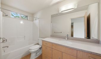 40 SW MCKINLEY Ave, Bend, OR 97702
