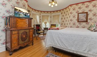 721 6th Ave E, Alexandria, MN 56308
