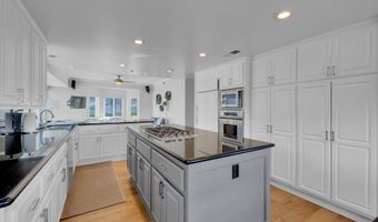 338 Galloway Valley Ct, Alpine, CA 91901