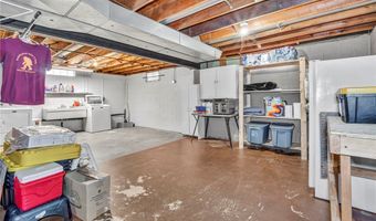 584 Stanley Rd, Akron, OH 44312
