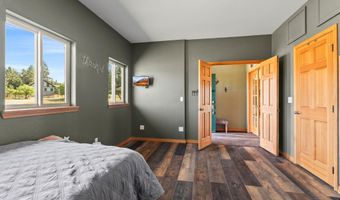 64 Heights Loop, Bonners Ferry, ID 83805