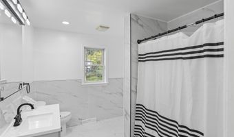 26 Mohican Pl, Albany, NY 12208