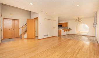 15570 Finch Ave, Apple Valley, MN 55124