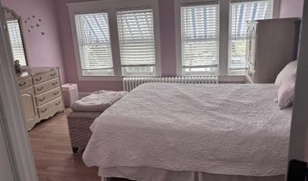 1305 Locust Dr, Asbury Park, NJ 07712