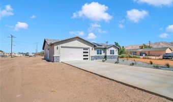 10533 Mohawk Rd, Apple Valley, CA 92308