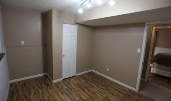 910 MOUNTAIN VIEW Dr, Aztec, NM 87410