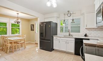 15 Granite Ter, Ansonia, CT 06401