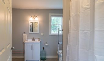 241 S Albany Rd, Albany, VT 05820