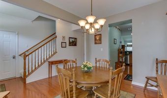 200 Daniels Dr, Yorktown, VA 23690