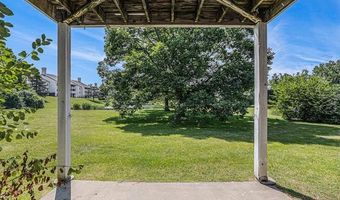 239 Fieldcrest St, Ann Arbor, MI 48103