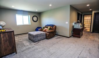 1203 Nano Nagle Ave, Aberdeen, SD 57401