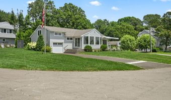 50 Beach View Dr, Stamford, CT 06902