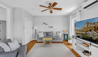 40 Hillview Dr, Bangor, ME 04401
