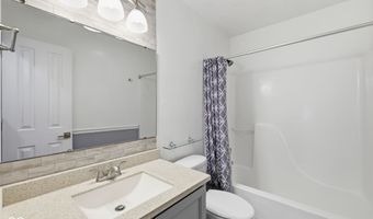8449 Inland Dr, Avon, IN 46123