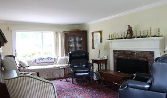 11 Tozier St, Belfast, ME 04915