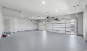 731 County Road 356, Adkins, TX 78101