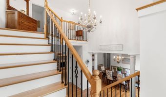53 Essex Rd, Bedford, NH 03110