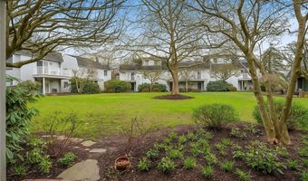 364 Bellevue Ave D3, Newport, RI 02840
