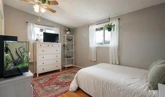 3455 Ann Dr, Carlsbad, CA 92008