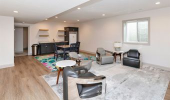 6111 NE Briarwood Dr, Ankeny, IA 50021