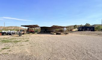 8 Independence Dr, Caballo, NM 87942