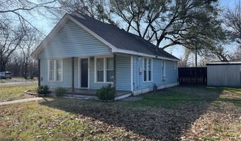 110 S Hubbard St, Alvord, TX 76225
