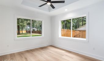 251 Jessie Jones Dr, Benton, LA 71006