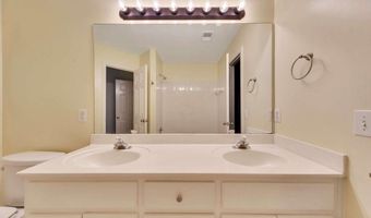 5035 Towne Lk, Woodstock, GA 30189