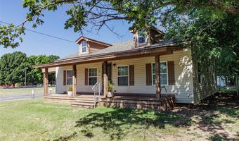 101 N Hubbard St, Alvord, TX 76225