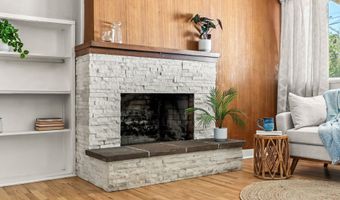 3190 ORIOLE St, Springfield, OR 97477