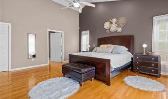 386 Tourtellot Hill Rd, Glocester, RI 02814