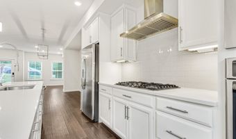 5701 11TH St N 2, Arlington, VA 22205