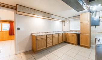 7 N Lincoln Ave, Addison, IL 60101