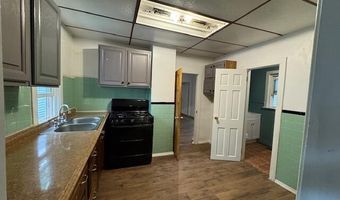 17 Grove Ave, Albany, NY 12208