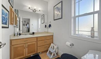 731 3RD St Unit C / 3 C / 3, Brookings, OR 97415