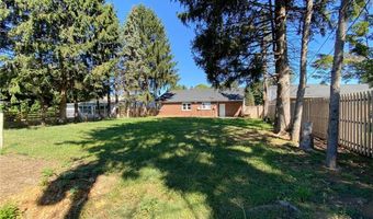 1247 Birchwood Dr, Hanover Twp., PA 18017