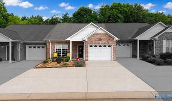 118 Santana Dr, Athens, AL 35611